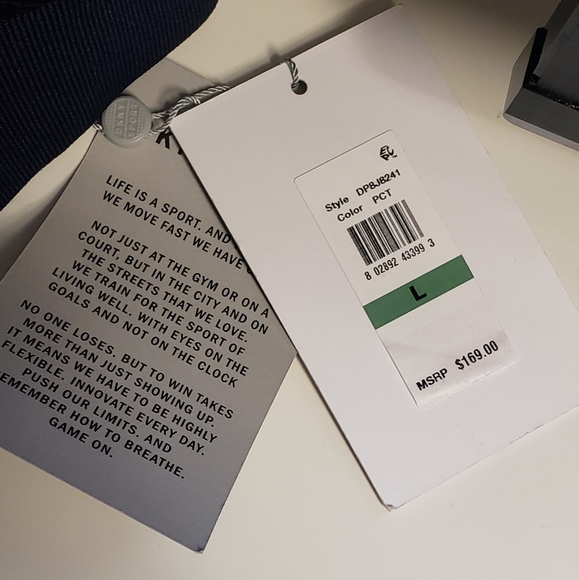 DKNY Women's Oversized Velvet Quilted Blue Bomber Jacket Size L - Picture 5 of 5